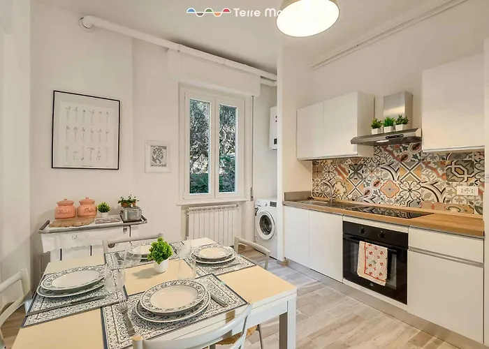 La Pace, Terre Marine モンテロッソ・アル・マーレ